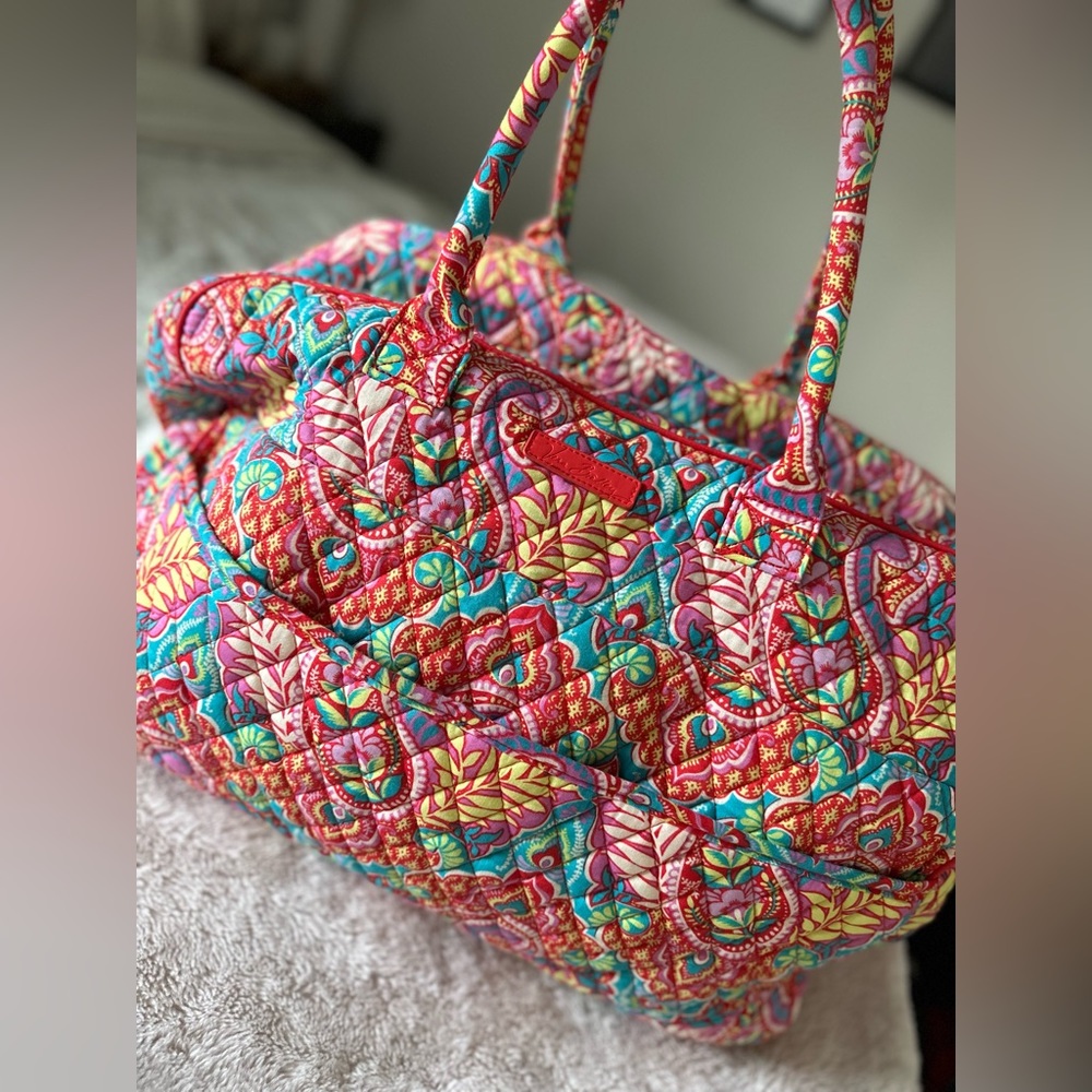 Vera Bradley Grand Traveler